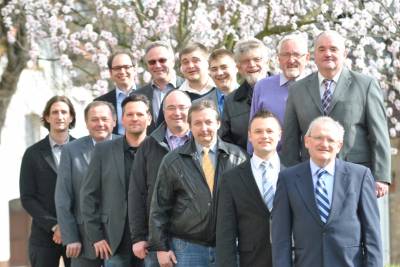 Wahl 2014 - Unsere Herren des Stadtverbands: Nils Winter, Friedel Heinke, Christopher Schuller, Phillipp Schuller, Johannes Kohl, Günter Sum, Volker Dreißigacker, Marc-Peter Berkes, Hans-Peter Knierim, Siegfried Szebold, Peter Hohenadel, Andreas Ruppert, Bernhard Nix, Mathias Loris (von hinten v.l.n.r) - Foto: Mirco Metzler / Die Knipser